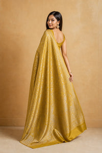 Sona Crepe Silk Saree With Gold Zari Weaving And Contrast Blouse — view 4