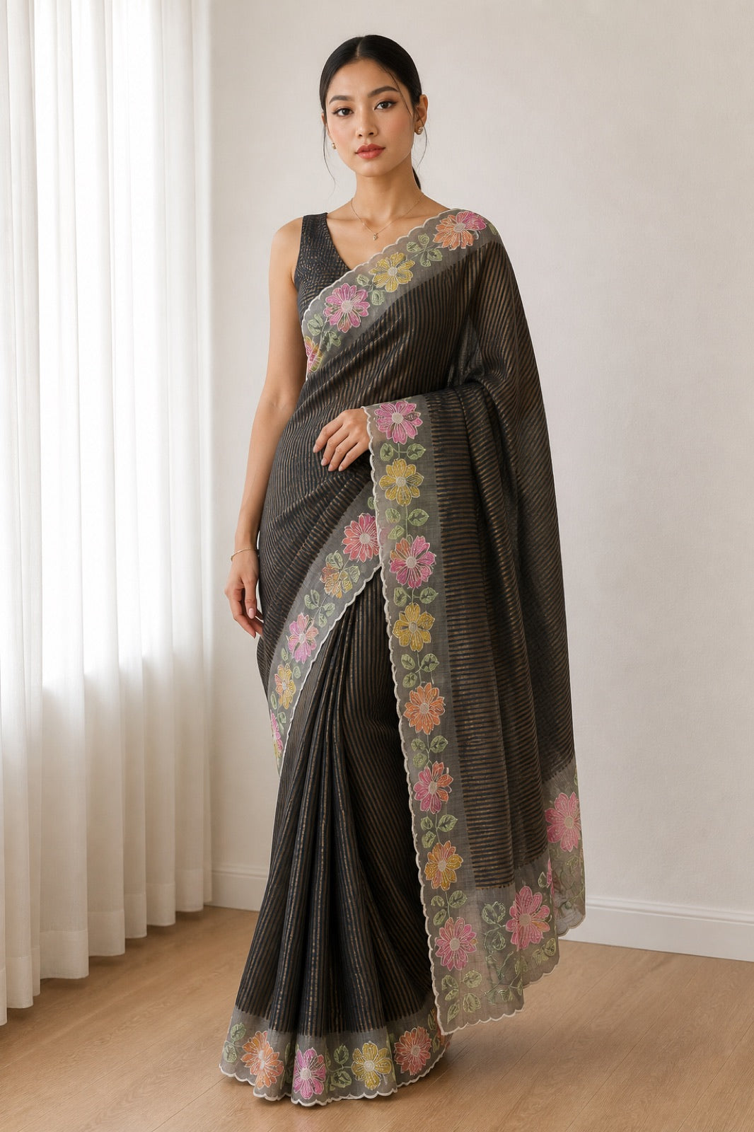 Rekha Pure Linen Saree With Digital Print And Silver Weaving - full front view