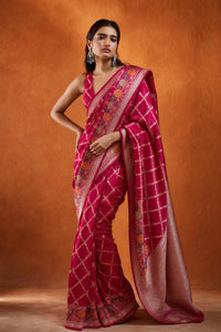Sunehri Kanchan Banarasi Silk Saree With Silver Zari Weave — view 2
